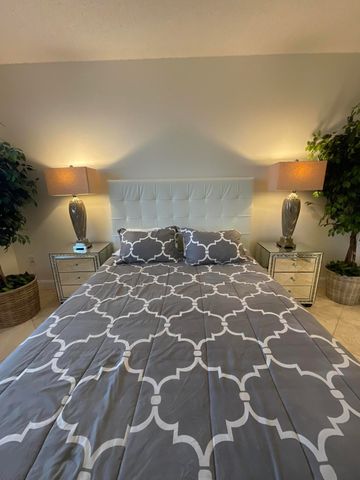 616 Clearwater Park Road 1202, West Palm Beach, FL 33401