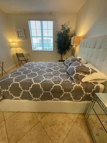 616 Clearwater Park Road 1202, West Palm Beach, FL 33401