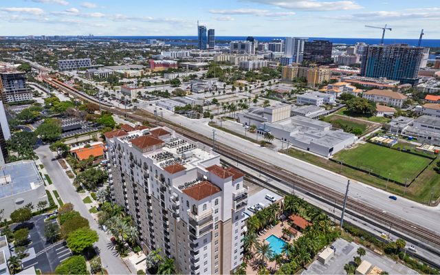 616 Clearwater Park Road 1202, West Palm Beach, FL 33401