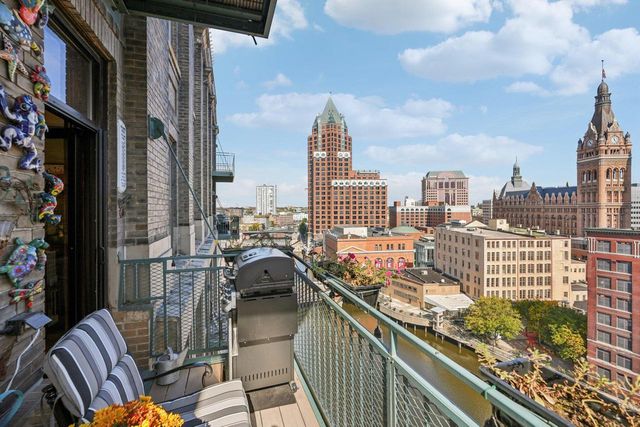 730 N Plankinton AVENUE #9D, Milwaukee, WI 53203