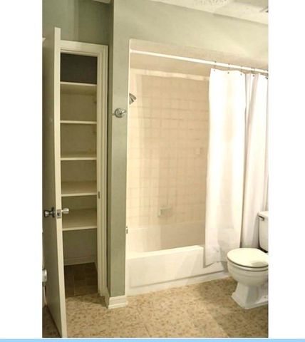 6731 Belmont Street, West University Place, TX 77005