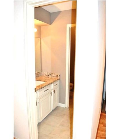 6731 Belmont Street, West University Place, TX 77005