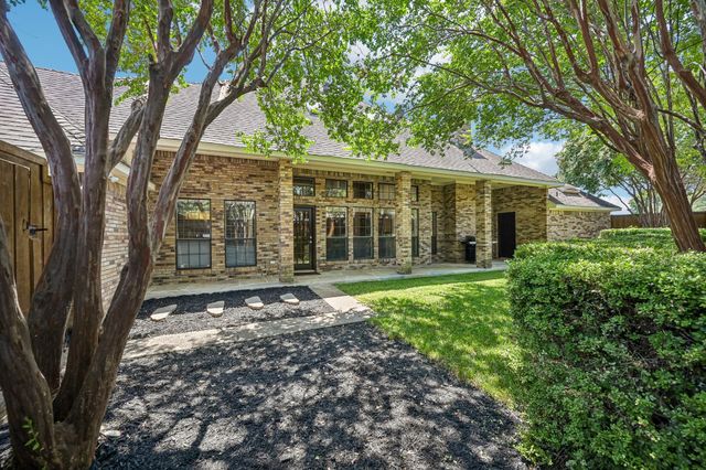 925 Spring Brook Drive, Allen, TX 75002