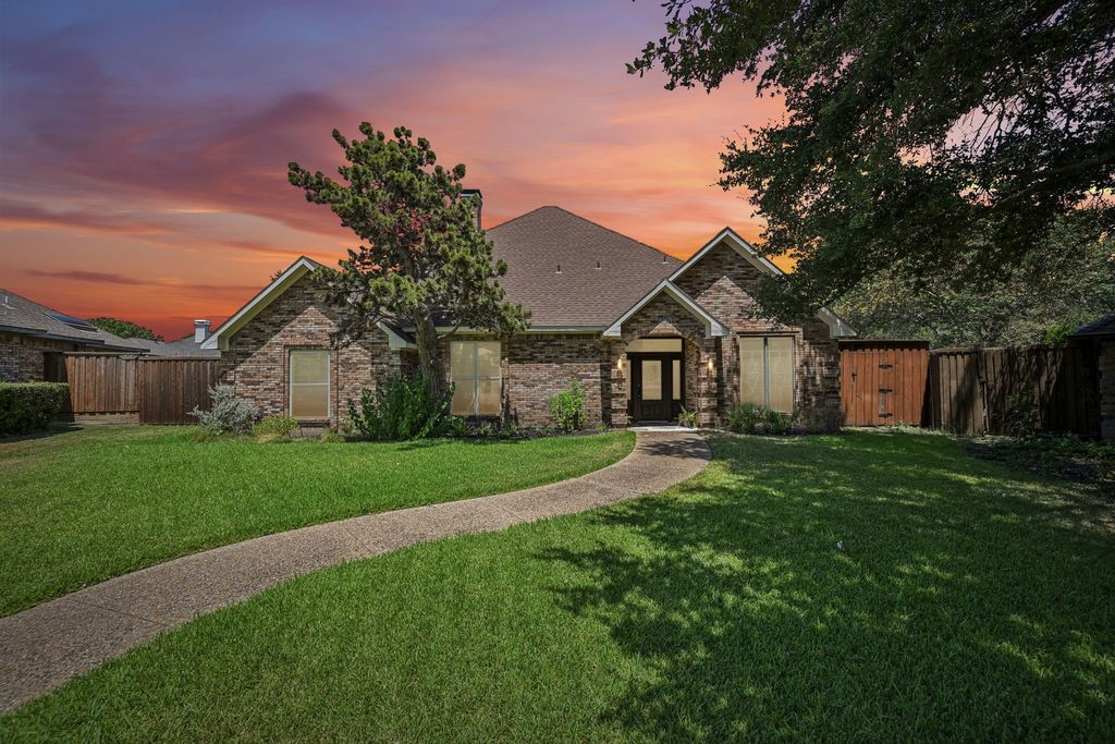 925 Spring Brook Drive, Allen, TX 75002