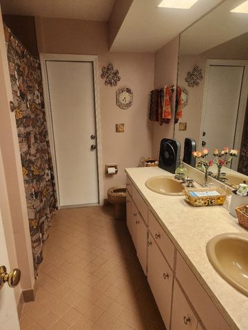 4387 HAWTHORN Avenue, Palm Beach Gardens, FL 33410