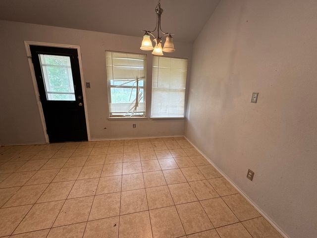 1712 Ironworks Drive, Dallas, TX 75253