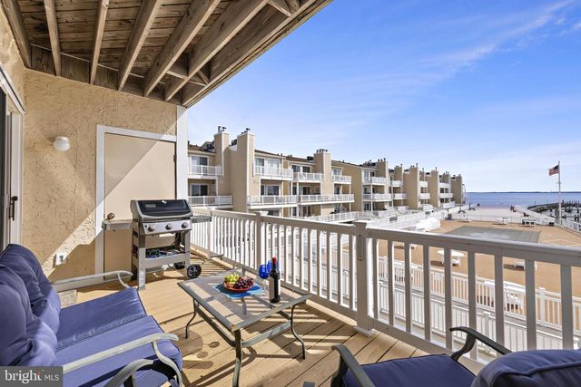 401 BAY SHORE DR #2B, Barnegat, NJ 08005
