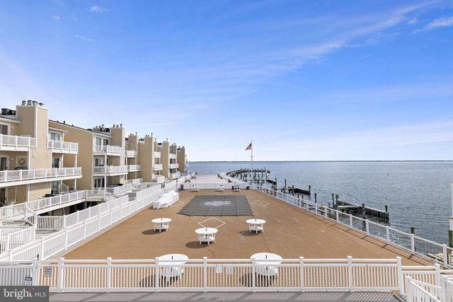 401 BAY SHORE DR #2B, Barnegat, NJ 08005