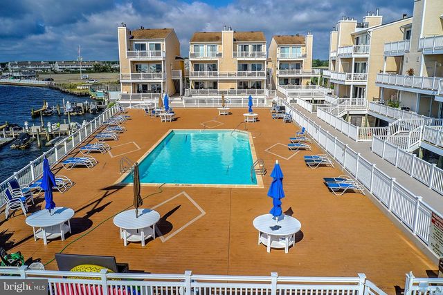 401 BAY SHORE DR #2B, Barnegat, NJ 08005