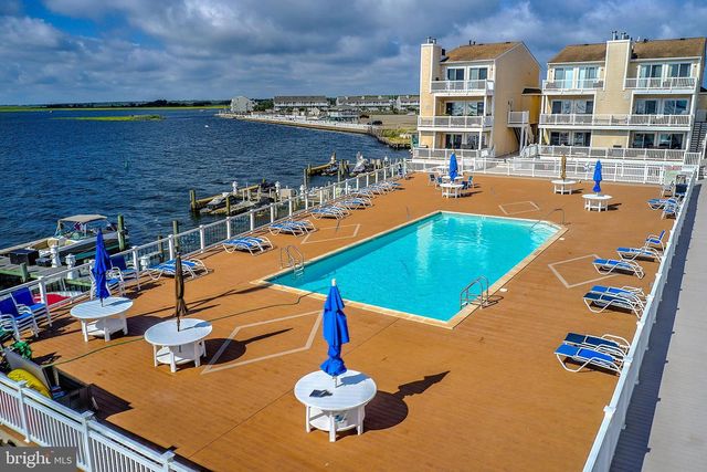 401 BAY SHORE DR #2B, Barnegat, NJ 08005