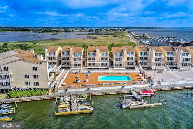 401 BAY SHORE DR #2B, Barnegat, NJ 08005