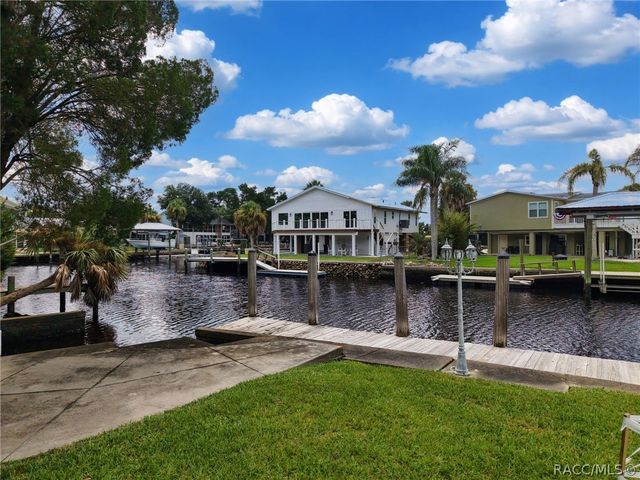 2020 NW 19th Street, Crystal River, FL 34428