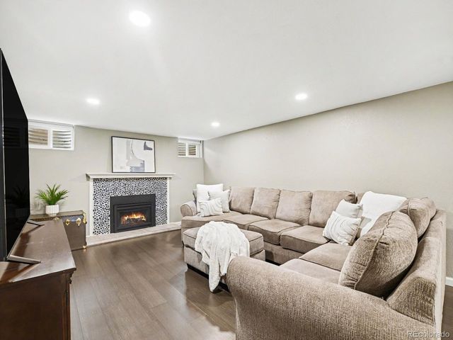 7734 Quartz St, Arvada, CO 80007