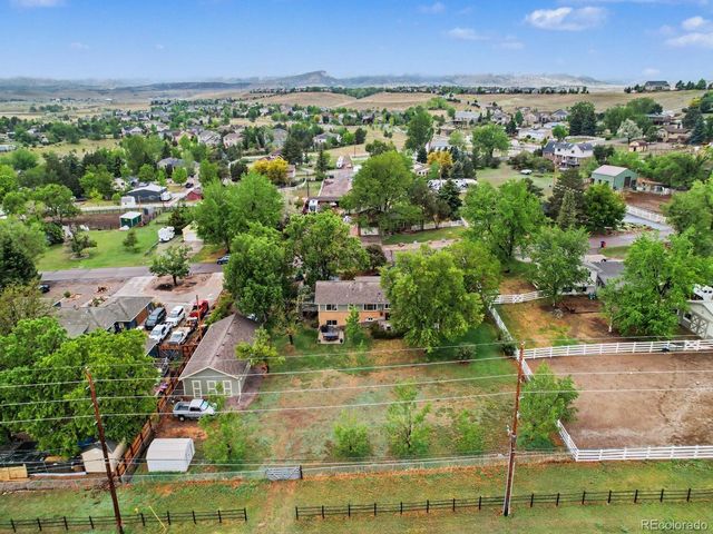 7734 Quartz St, Arvada, CO 80007