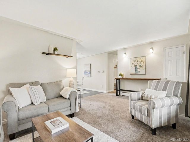 7734 Quartz St, Arvada, CO 80007