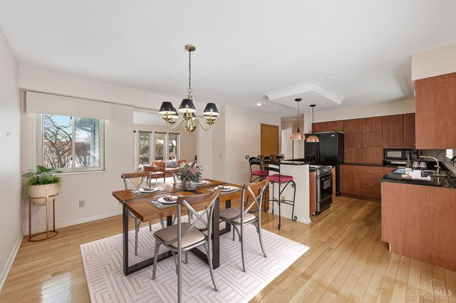 7892 Ironwood Way, West Chester, OH 45069