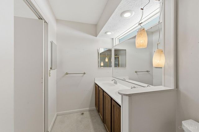 7892 Ironwood Way, West Chester, OH 45069