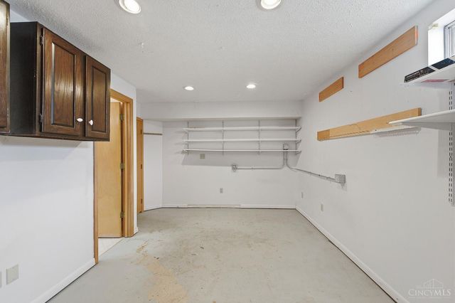 7892 Ironwood Way, West Chester, OH 45069