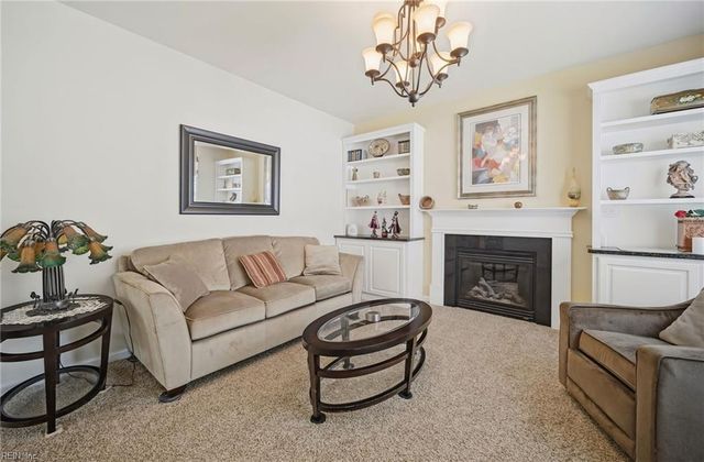 1328 Waycroft RCH, Chesapeake, VA 23320