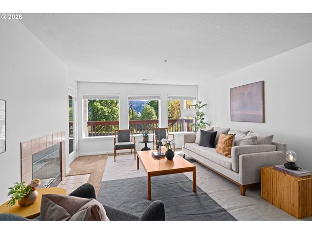 6718 N RICHMOND Ave, Portland, OR 97203