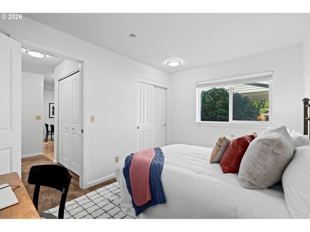 6718 N RICHMOND Ave, Portland, OR 97203