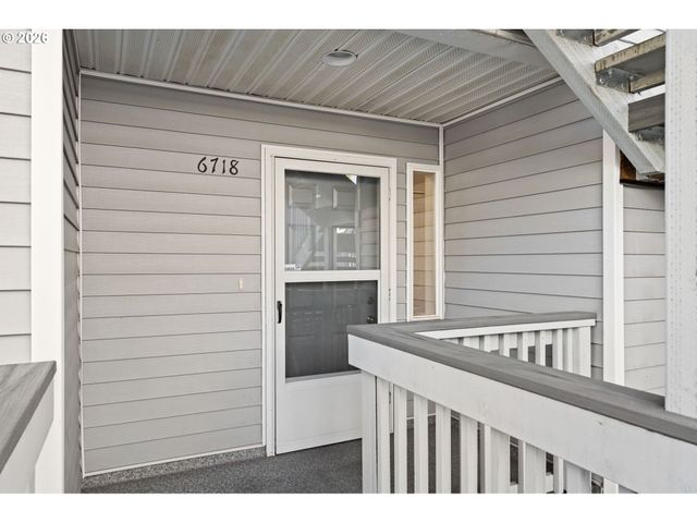 6718 N RICHMOND Ave, Portland, OR 97203