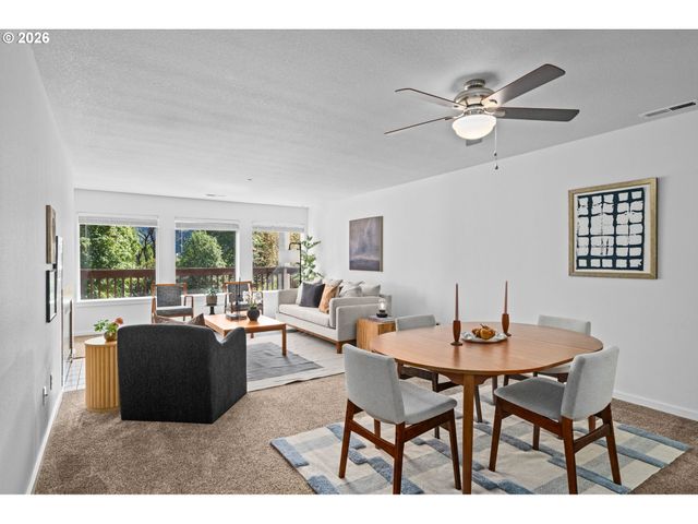 6718 N RICHMOND Ave, Portland, OR 97203