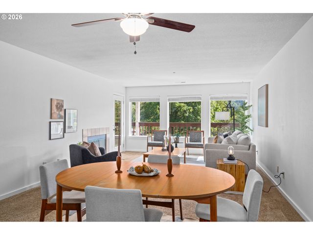 6718 N RICHMOND Ave, Portland, OR 97203