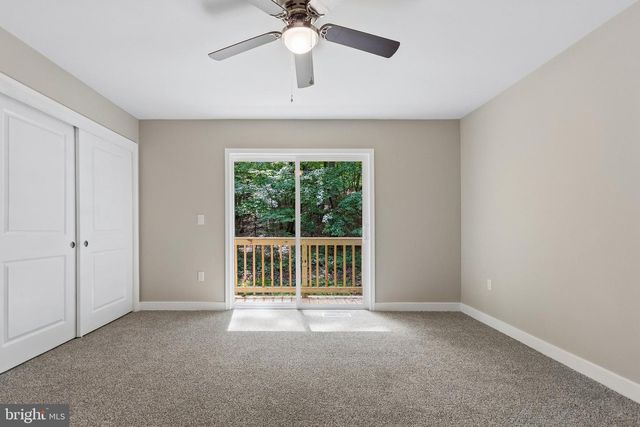 576 MANOR RD, Front Royal, VA 22630