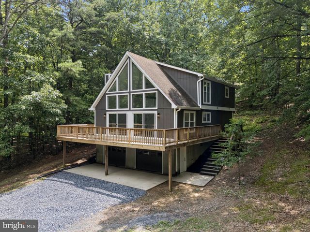576 MANOR RD, Front Royal, VA 22630