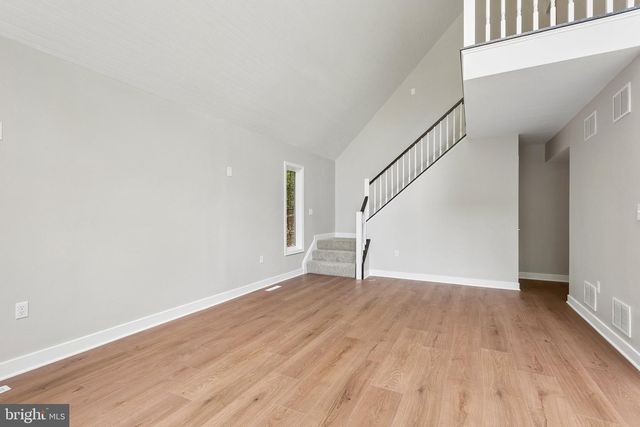576 MANOR RD, Front Royal, VA 22630