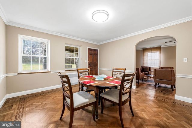 922 FAIRWAY DR, Towson, MD 21286