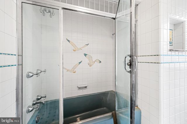 922 FAIRWAY DR, Towson, MD 21286