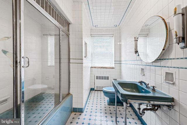 922 FAIRWAY DR, Towson, MD 21286