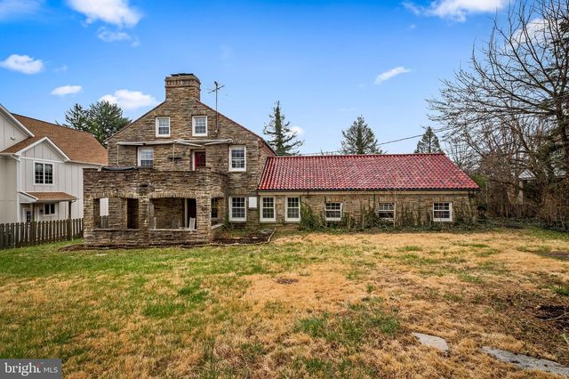 922 FAIRWAY DR, Towson, MD 21286