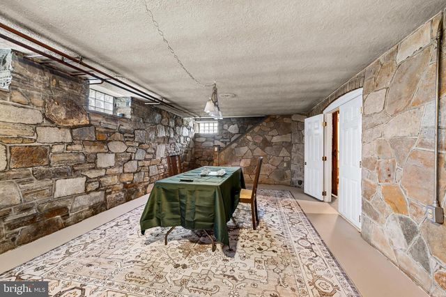 922 FAIRWAY DR, Towson, MD 21286