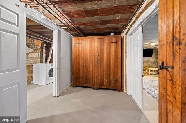 922 FAIRWAY DR, Towson, MD 21286