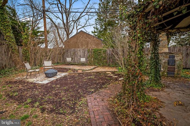 922 FAIRWAY DR, Towson, MD 21286