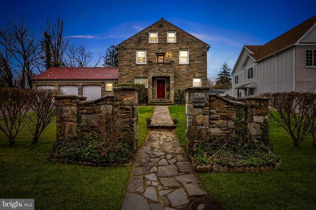 922 FAIRWAY DR, Towson, MD 21286