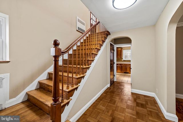 922 FAIRWAY DR, Towson, MD 21286