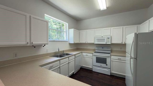 4317 PARADISE COVE COURT, Kissimmee, FL 34746