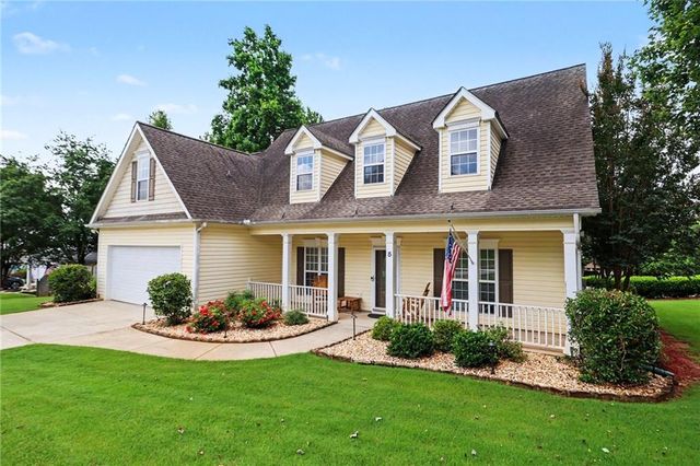 5 Park Forest Curve, Newnan, GA 30265