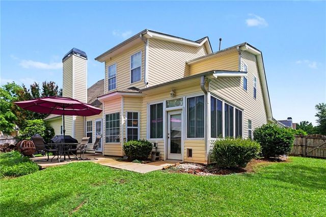 5 Park Forest Curve, Newnan, GA 30265