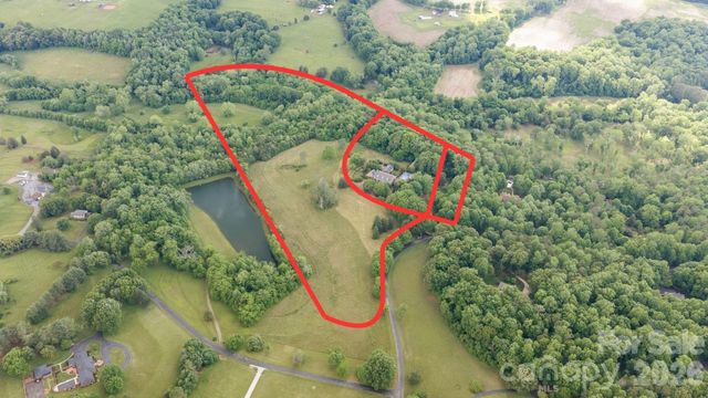 1486 Knolls Drive, Newton, NC 28658