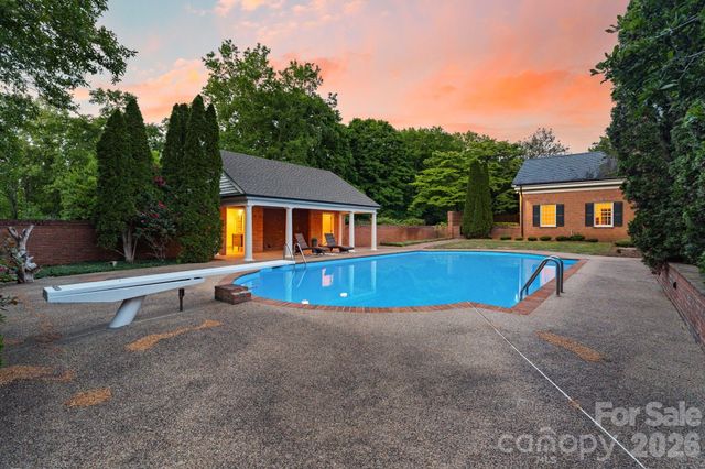 1486 Knolls Drive, Newton, NC 28658