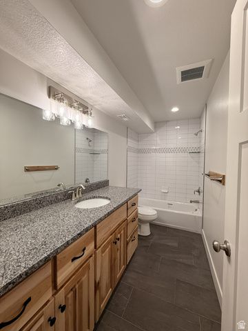 866 E 130 N, Hyde Park, UT 84318