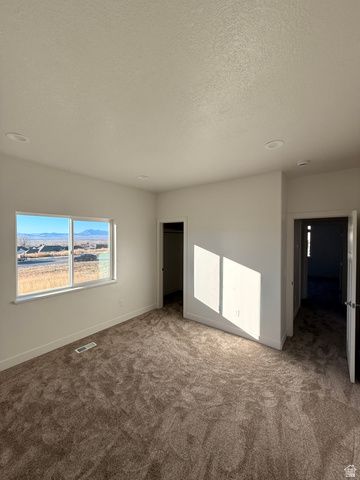 866 E 130 N, Hyde Park, UT 84318