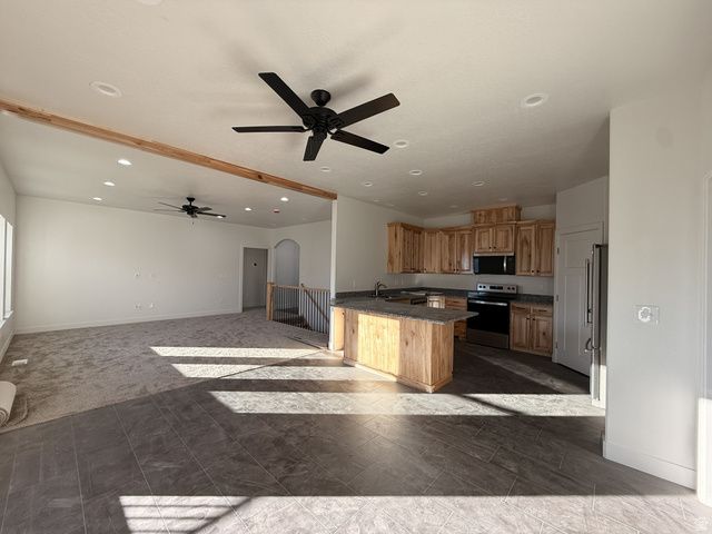 866 E 130 N, Hyde Park, UT 84318