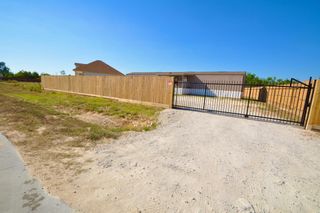 25 Road 5608, Cleveland, TX 77327