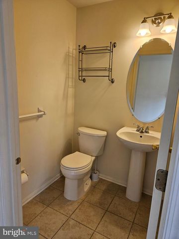 239 WILLIAM LIVINGSTON CT, Princeton, NJ 08540